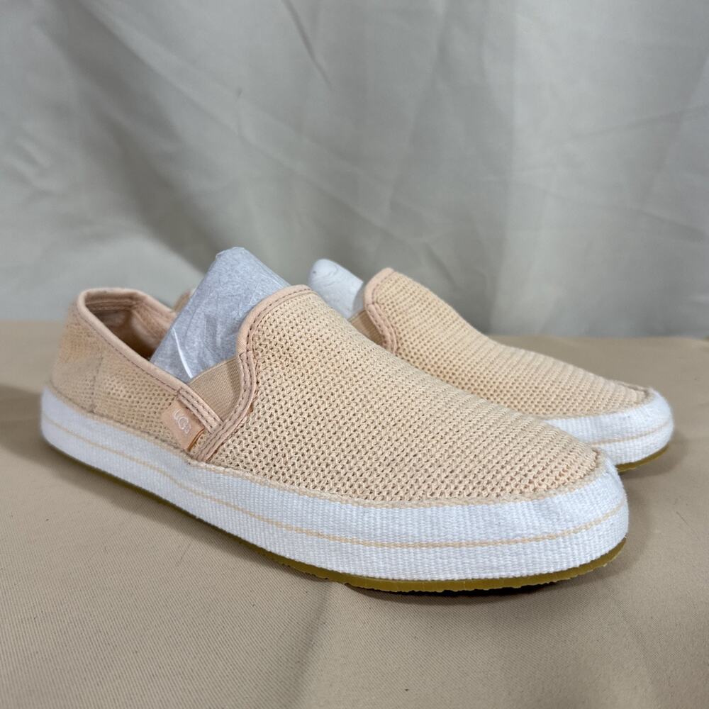 UGG Women’s 7.5 Peach Knit Slip On Sneakers Casual Loafers Boho Costal